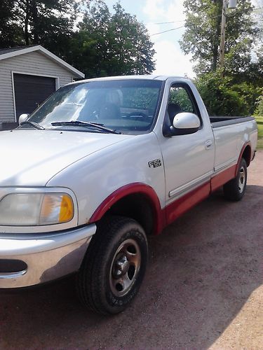 1997 ford f-150 xlt standard cab pickup 2-door 4.2l