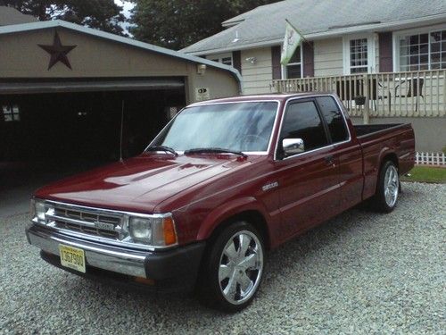 1986 mazda b2000 lx extended cab pickup 2-door 2.0l