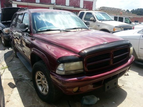 2001 dodge durango low mileage only 106k  (not running condition)