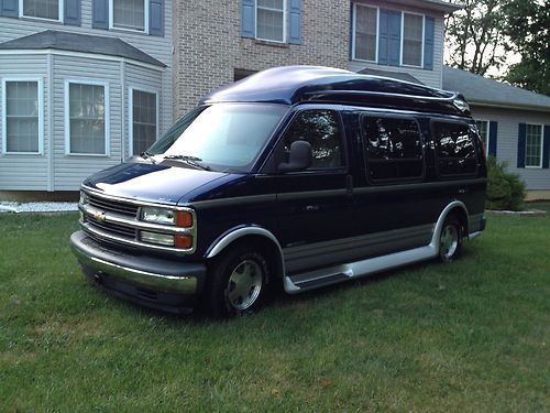 Chevy conversion wheelchair van handicap  express 1500 braun lift