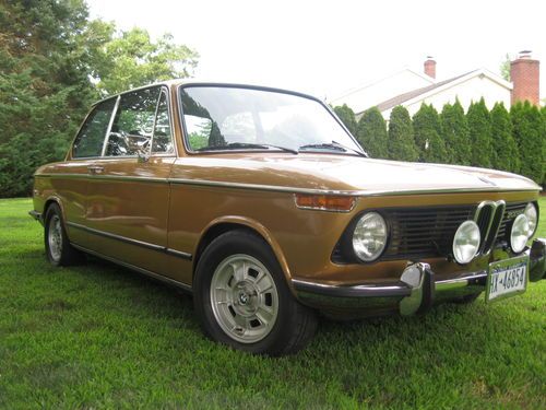 1975 bmw 2002 base coupe 2-door 2.0l