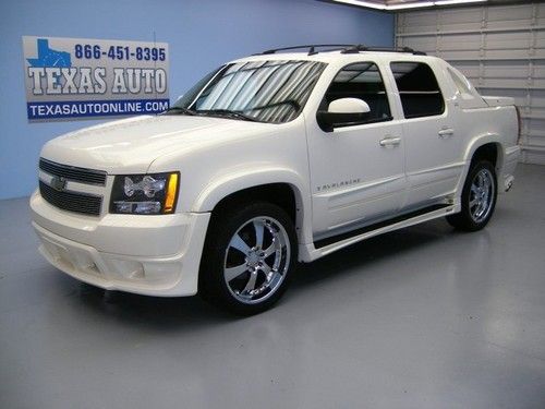 We finance!!!  2008 chevrolet avalanche ltz ultimate lx roof nav tv texas auto