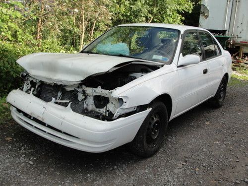 1999 99 toyota corolla le 56k 1.8l 4dsd damaged repairable fix it project