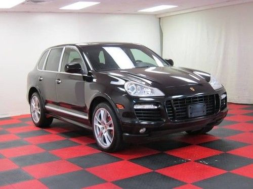 2009 porsche cayenne turbo s  one-owner pano-nav loaded out