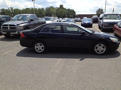 2006 honda accord*no reserve*great on gas*4cyl automatic*clean title