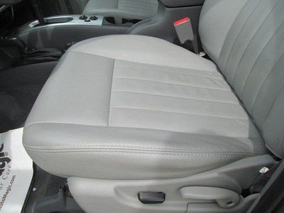 Black Jeep 4x4 Leather Sunroof Clear Title SUV 6 Disc Power Limited We finance, image 37