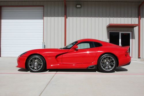 2013 dodge viper srt track package