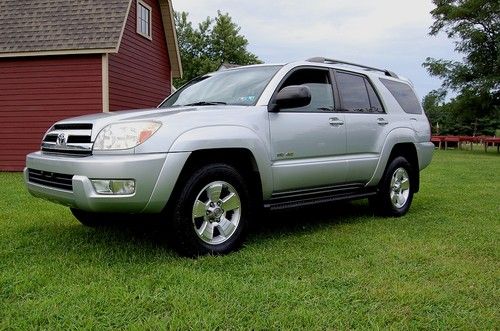 2005 toyota 4 runner sr5  4 wheel drive, auto trans, 17" alloys, moonroof, 4.0 l