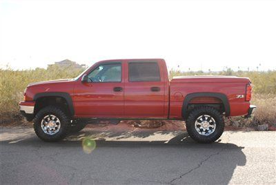 Lifted 2006 chevy silveardo 1500 4x4 crew cab....lifted chevy silverado 1500