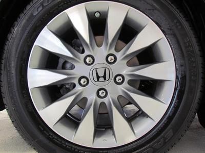 EX-L 1.8L CD 160-Watt AM/FM/CD Audio System 6 Speakers AM/FM radio MP3 decoder, image 7