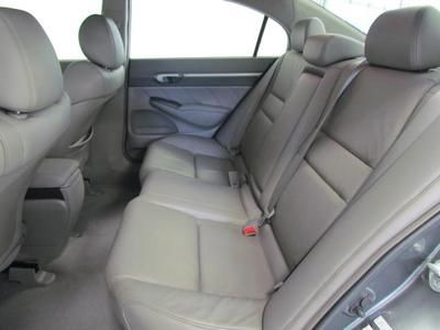 EX-L 1.8L CD 160-Watt AM/FM/CD Audio System 6 Speakers AM/FM radio MP3 decoder, image 17