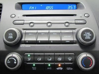 EX-L 1.8L CD 160-Watt AM/FM/CD Audio System 6 Speakers AM/FM radio MP3 decoder, image 18
