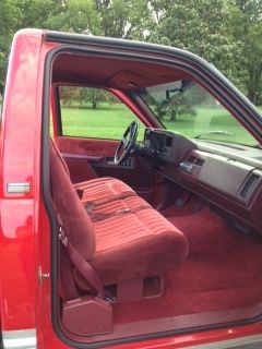 1992 Chevrolet Silverado 1500 Step Side Pick-Up Truck, Low Mileage No Reserve NR, image 13