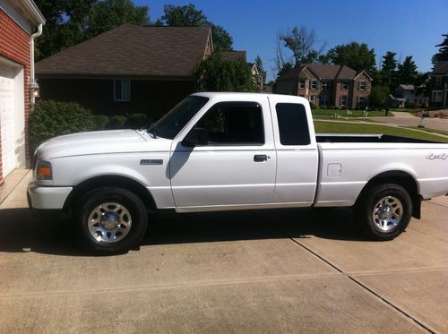 2011 ford ranger xlt 4dr supercab 4 x 4 5-speed automatic