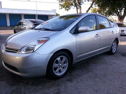 2004 toyota prius navigation no reserve!! save gas!!