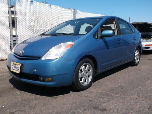 2004 toyota prius, no reserve