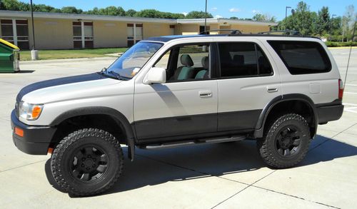 SR5 Sport Utility 4-Door 3.4L 5SPEED E-LOCKER, image 4