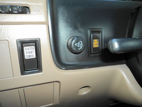 SR5 Sport Utility 4-Door 3.4L 5SPEED E-LOCKER, image 15