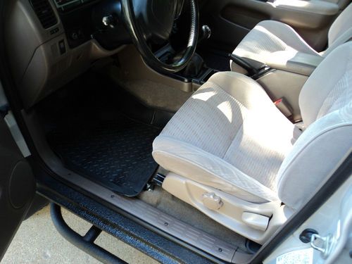 SR5 Sport Utility 4-Door 3.4L 5SPEED E-LOCKER, image 24