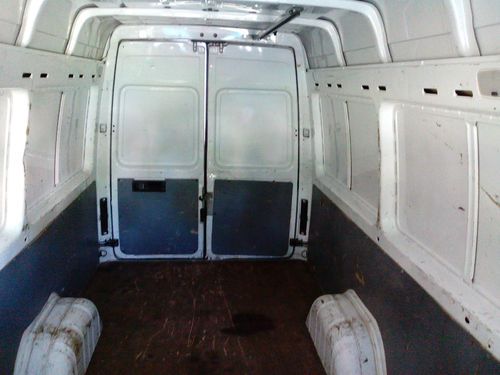2004 Sprinter Dodge Freightliner 2500 Cargo Van 2.7L mercedes crew bench windows, image 4