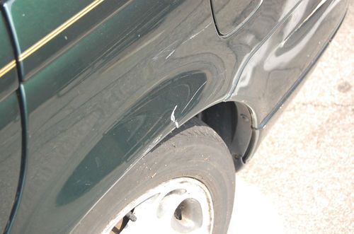 1997 Saturn SL2 Base Sedan 4-Door 1.9L, image 7