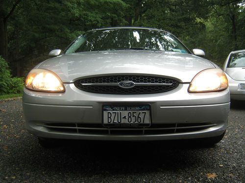 2000 ford taurus se wagon 4-door 3.0l low miles 100k