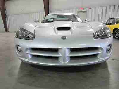 2010 DODGE VIPER SRT10 COUPE WITH LEATHER, image 12