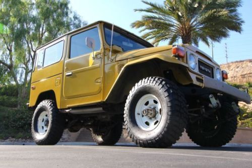 1982 Toyota Land Cruiser FJ40 100% rust free California truck P steering and AC, image 2