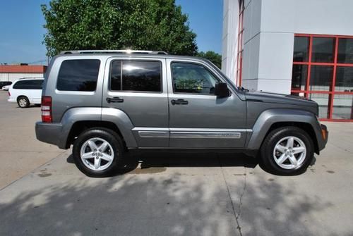 2012 jeep liberty limited