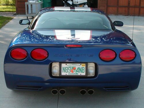 Corvette z06 coupe z16 405hp le mans commemorative 2004 c5 rare 11,328 miles