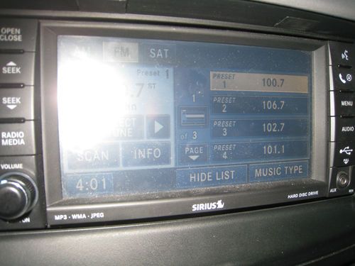 2008 Chrysler Town & Country Touring 3.8L V6 FWD mini passenger van, image 7