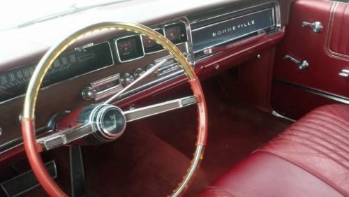 1966 Pontiac Bonneville Convertible, image 3