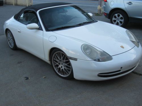 2001 porsche 911 carrera convertible. 6 speed. white/grey leather