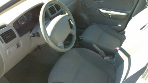 2005 KIA RIO..4dr..5 speed...1 owner..86,000 miles..nice clean car..No Reserve, image 6