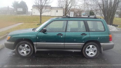 1999 subaru forester awd--super clean