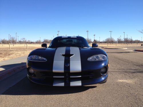 2001 dodge viper gts coupe 2-door 8.0l
