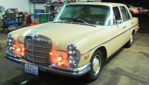 Just out of heated storage 2 owner well maintained 1969 mercedes 280s saloon