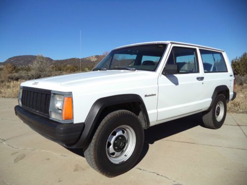 1992 jeep cherokee classic 2 door 4x4 one owner 113k miles