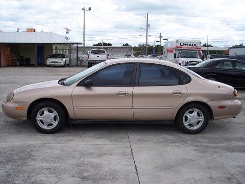 1996 ford taurus gl sedan,4door, 96,612miles v6