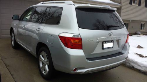 2009 toyota highlander limited.. fully loaded.. japan build.