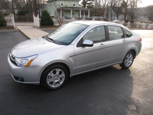 2009 ford focus ses only 69k miles one owner no accidents fully loaded