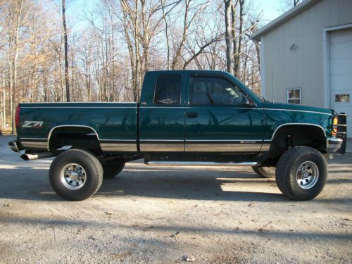 1995 chevy1 ton 2dr silverado 3.9 cummins straight axle conversion lifted