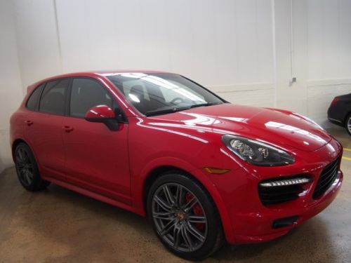 ***gts - 2,411 miles - $110,055 msrp - gts interior pkg in carmine red ***