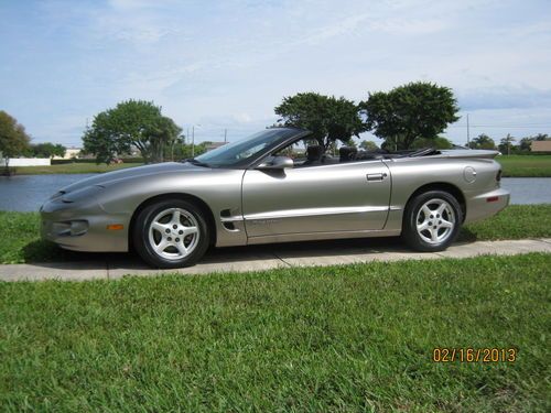 2001 pontiac firebird base convertible 2-door 3.8l