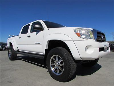 08 tacoma prerunner white crew cab lifted only 46k miles