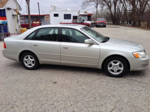2000 toyota avalon xl sedan 4-door 3.0l