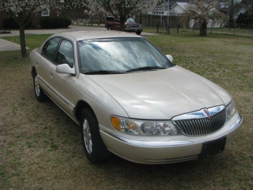 2001 lincoln contential pearl white,good cond