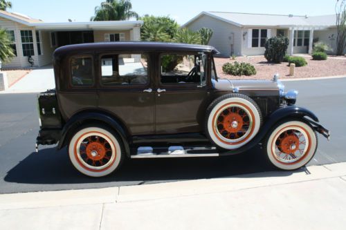 1929 model a town sedan