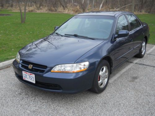 1999 Honda Accord EX Sedan 4-Door 2.3L, image 10