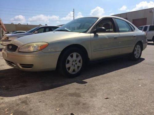 2005 ford taurus se sedan 4-door 3.0l